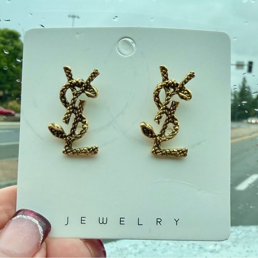 Fashion Earrings